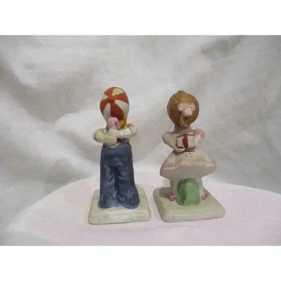 Kissing Couple, Vintage Hand Painted Porcelain lovers valentine wedding boy girl - Picture 4 of 5